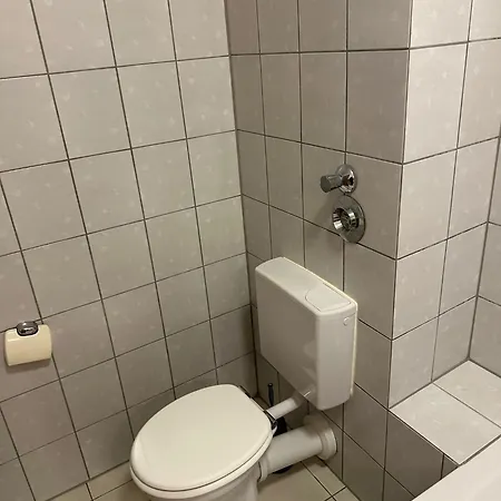 3 Mit Balkon Und Waschmaschine דירה Wörrstadt